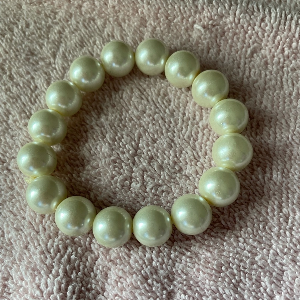 Faux Pearl Bracelet